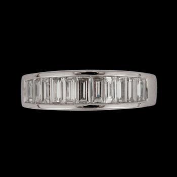 135. A baguette cut diamond ring, circa 0.97 ct. Quality circa H/ VS.
