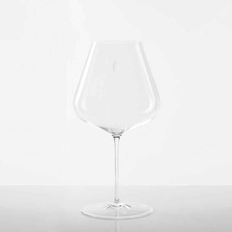 Hans Denk, twelve 'Denk'Art' Burgundy glasses, Zalto, Austria.