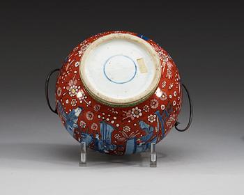 A 'Clobbered' censer, Qing dynasty, Kangxi (1662-1722).