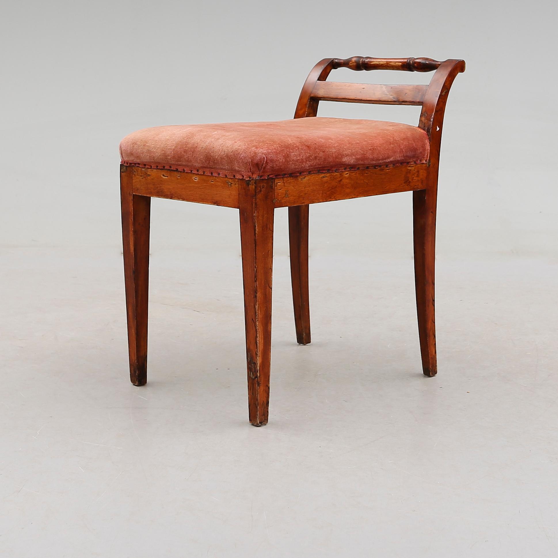 TABURETT, 1800-talets mitt.