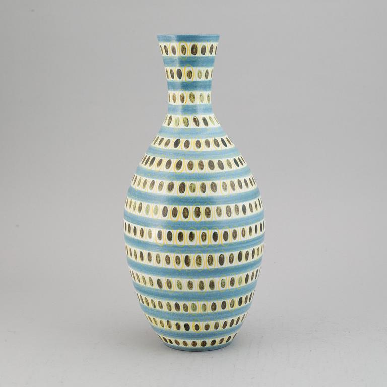 Stig Lindberg, a faiance vase. Gustavsberg.
