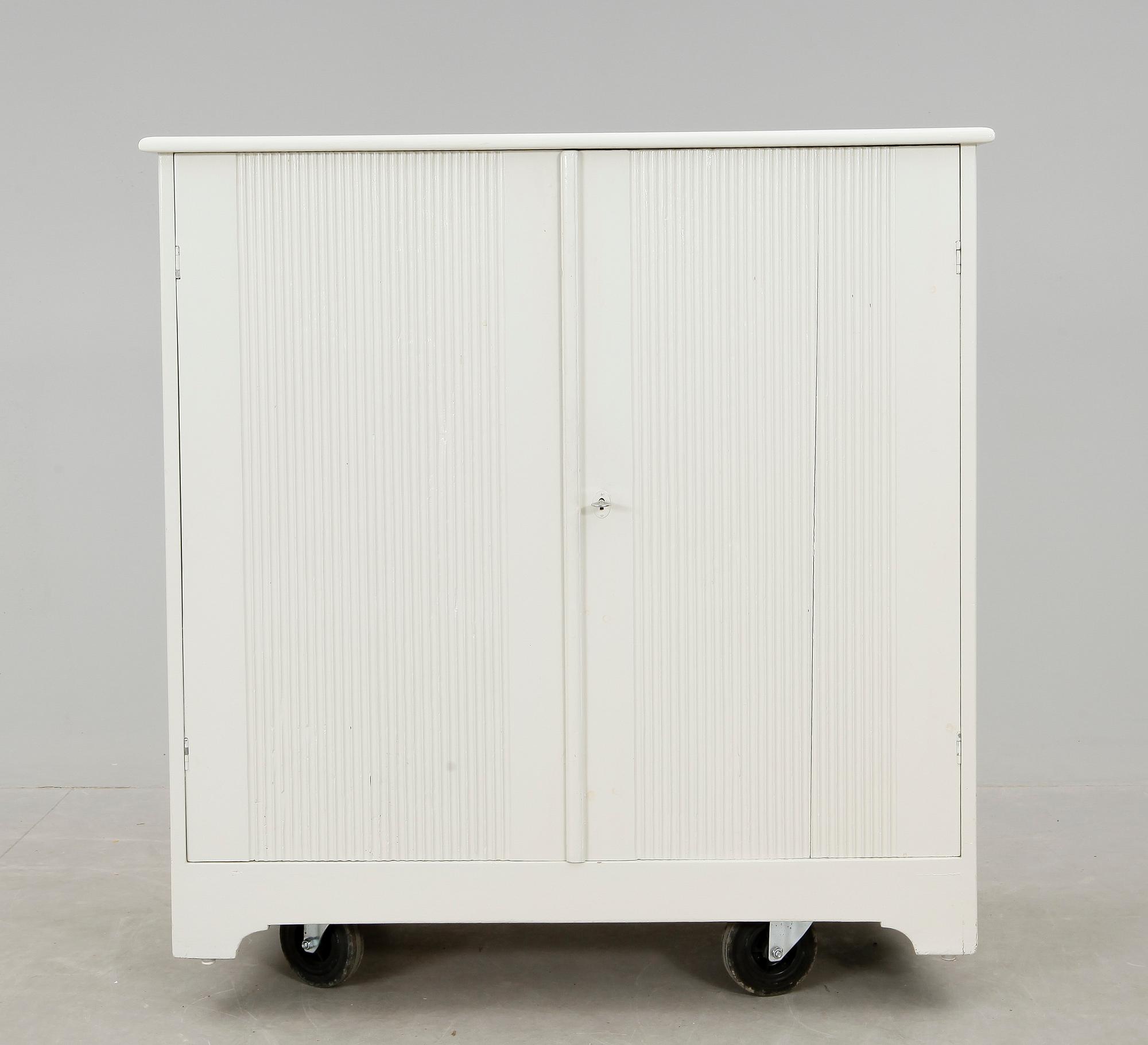 SKÄNK, gustaviansk stil, 1900-talets första hälft.