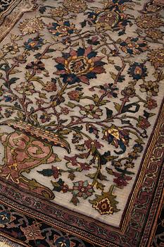 A RUG, an antique/semi-antique silk Kashan Souf, probably Motachem,  ca 112,5 x 100-93 cm.