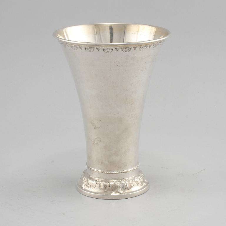POKAL, silver, Stockholm, 1916. Vikt 385 g.