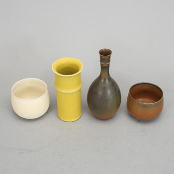 VASER 2 st och SKÅLAR 2 st, stengods. Stig Lindberg, Gustavsberg, 1960-70-tal.