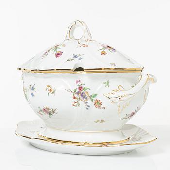 Servisdelar, 55st, porslin, Rörstrand, sent 1800-/tidigt 1900-tal.