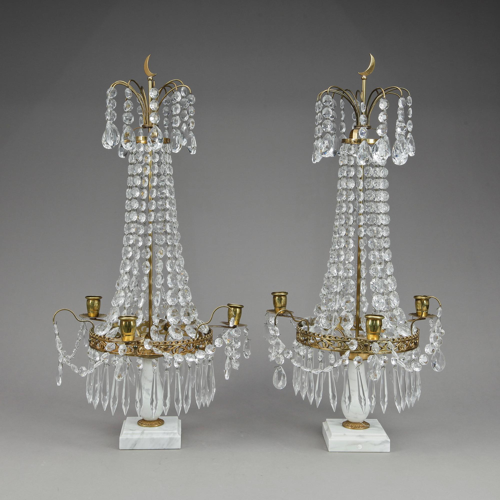 BORDSLYSTRAR, ett par, gustaviansk stil, 1900-talets mitt.