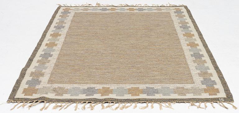 Ingegerd Silow, Rug, flat weave, signed IS, Approx. 245 x 162 cm.