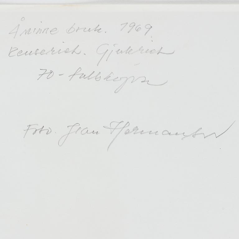 Jean Hermanson, Jean Hermanson, photograph signed on verso. Printed in the 70s.