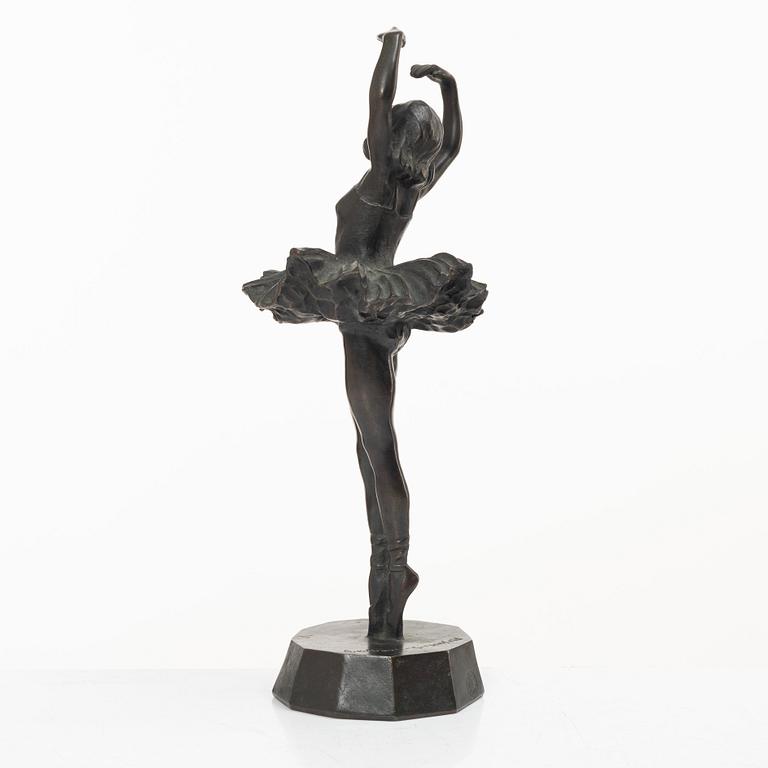 Greta von Braun-Gisenfeld, Dancer.