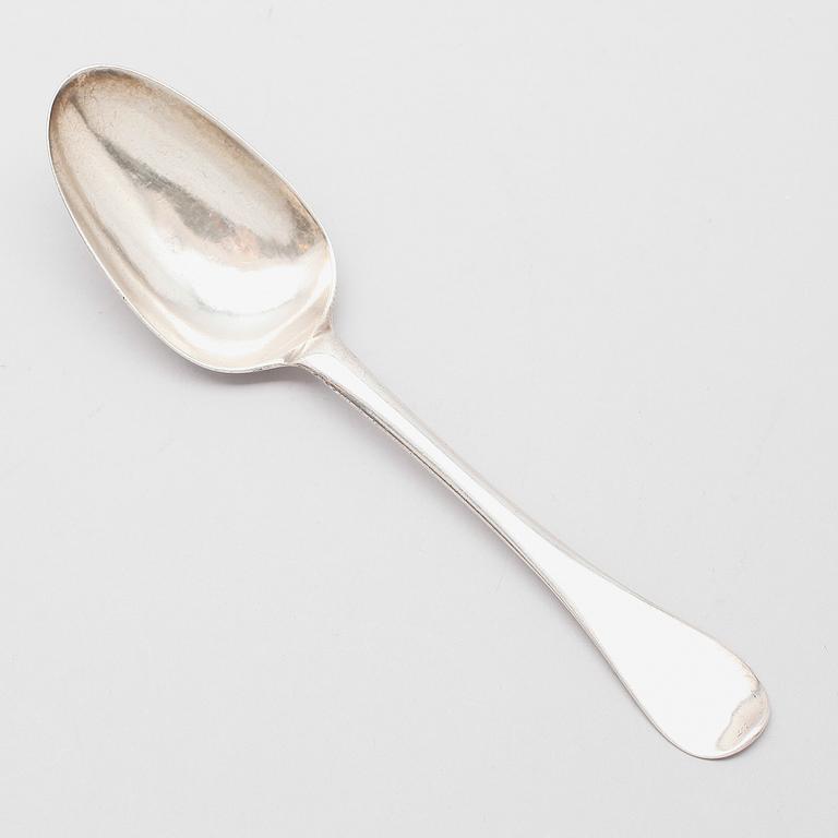 MATSKED, silver, Bengt Björn, Västerås 1748. Vikt ca 56 gram.