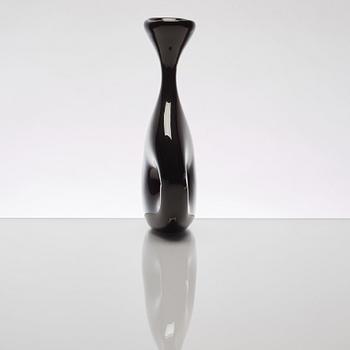 Vicke Lindstrand, An organic shaped vase, Kosta, 1950's.