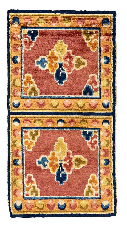 MATTO, A MEDITATION RUG, a semi-antique Ningxia, China, ca 115,5-116,5 x 60-61 cm.