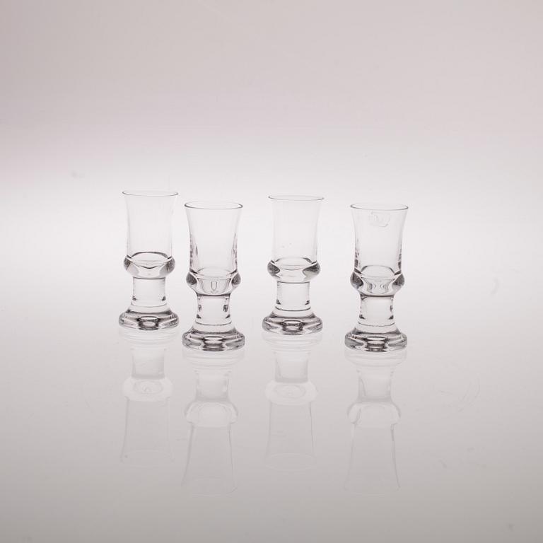 GLASSERVIS, 32 delar, "Tavastia" Tapio Wirkkala, Iittala 1970-tal.