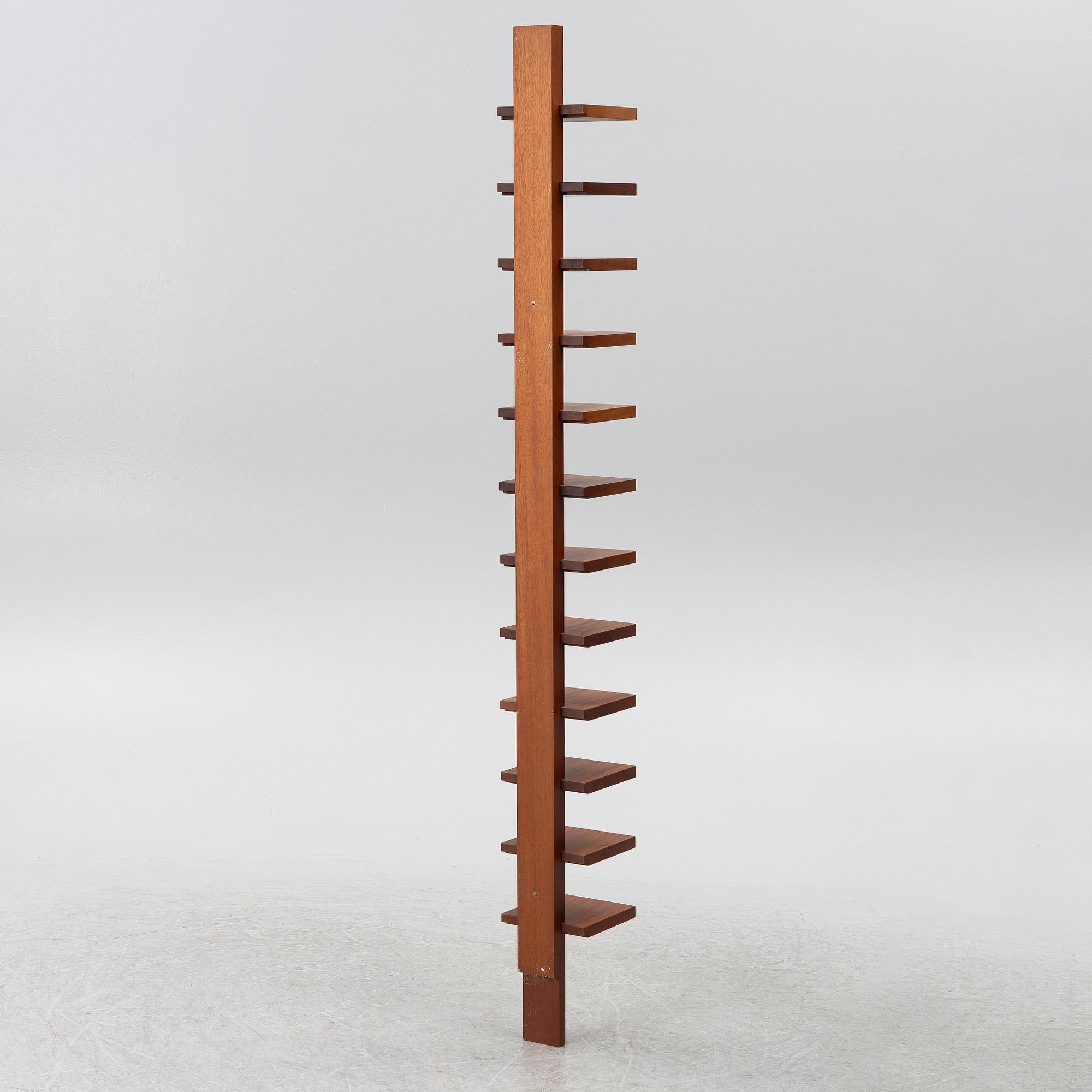 John Kandell, hylla, "Pilaster", Källemo AB.
