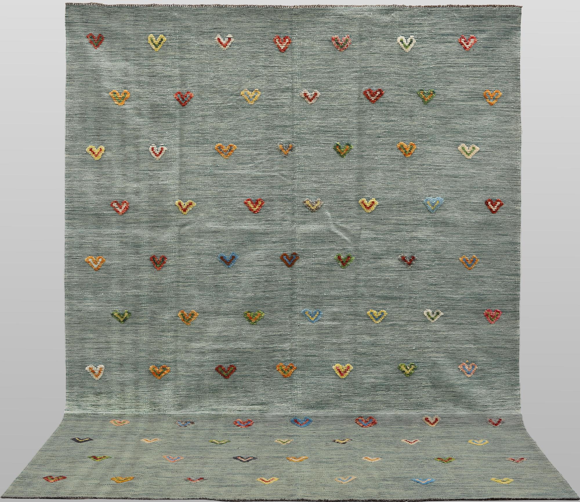 A Kelim carpet, 297 x 202 cm.