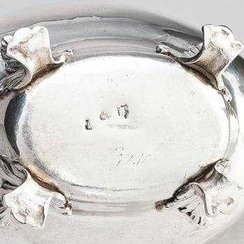 A Swedish Rococo silver teapot, marks of Pehr Zethelius, Stockholm 1769.