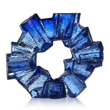 17. Edvin Öhrström, "Korona", a cast glass sculpture, Lindshammar Glassworks, 1970s.