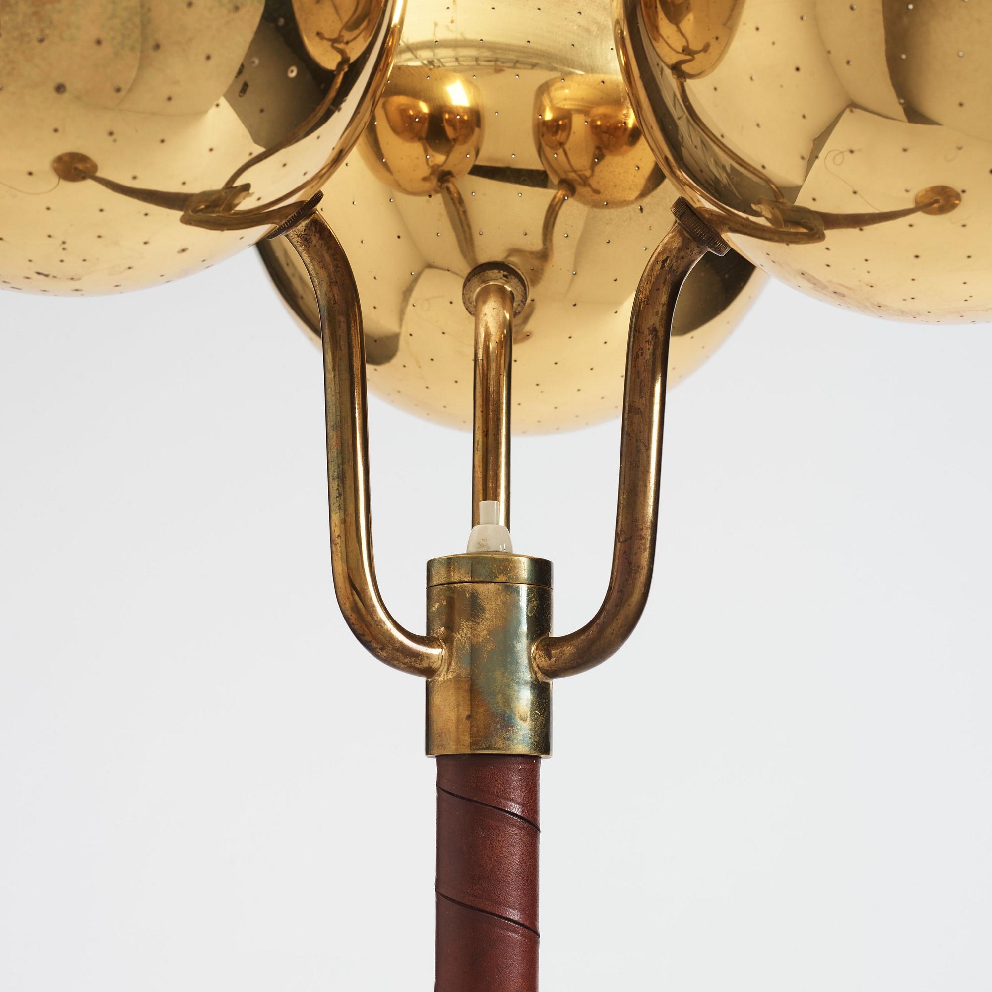 Carl-Axel Acking, golvlampa, modell "2645", Bröderna Malmströms metallvarufabrik, 1940-50-tal.