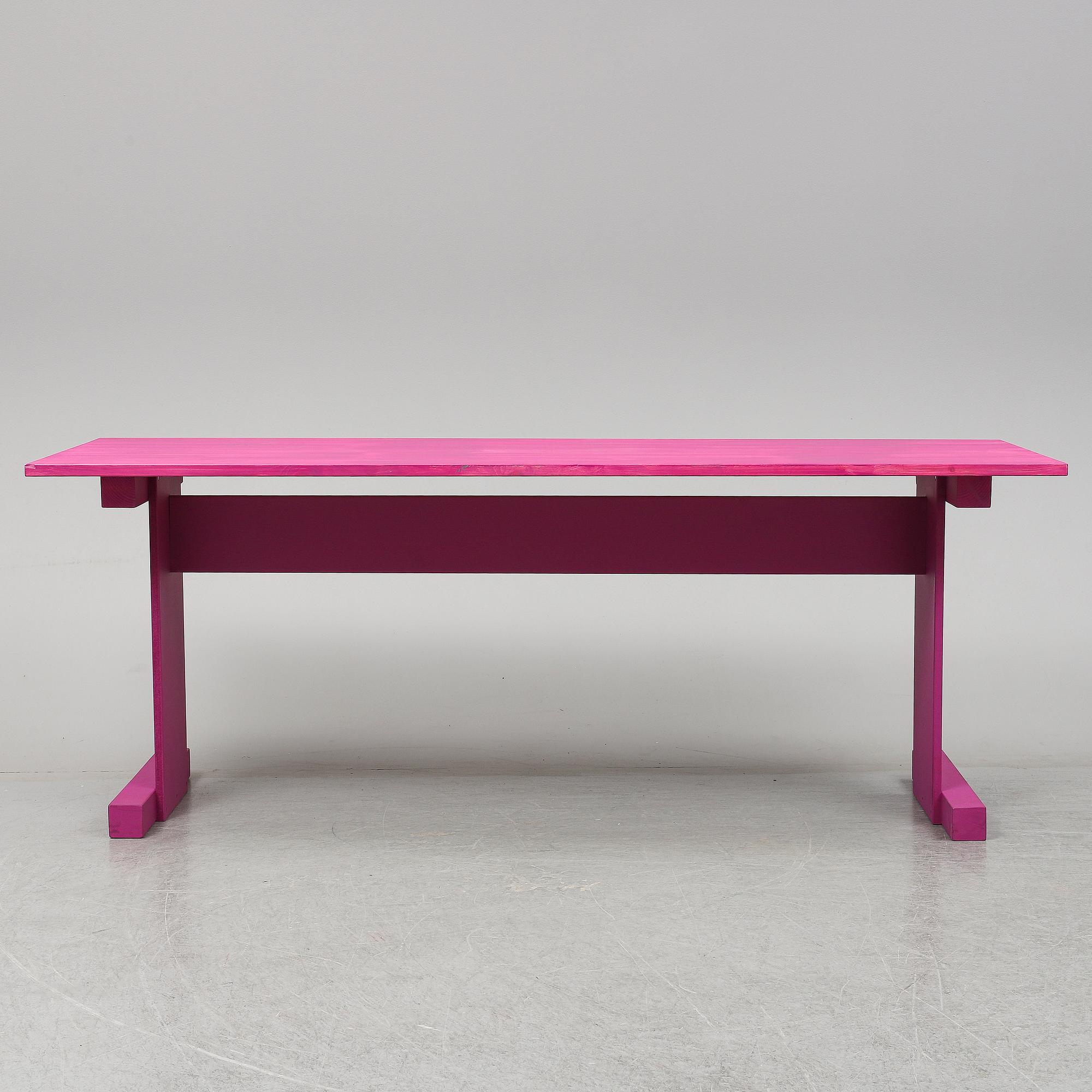 FREDRIK PAULSEN, bord, framtaget till Designbaren, "Fredriks Fun Fair" på Stockholm Funiture and Light Fair 2020.