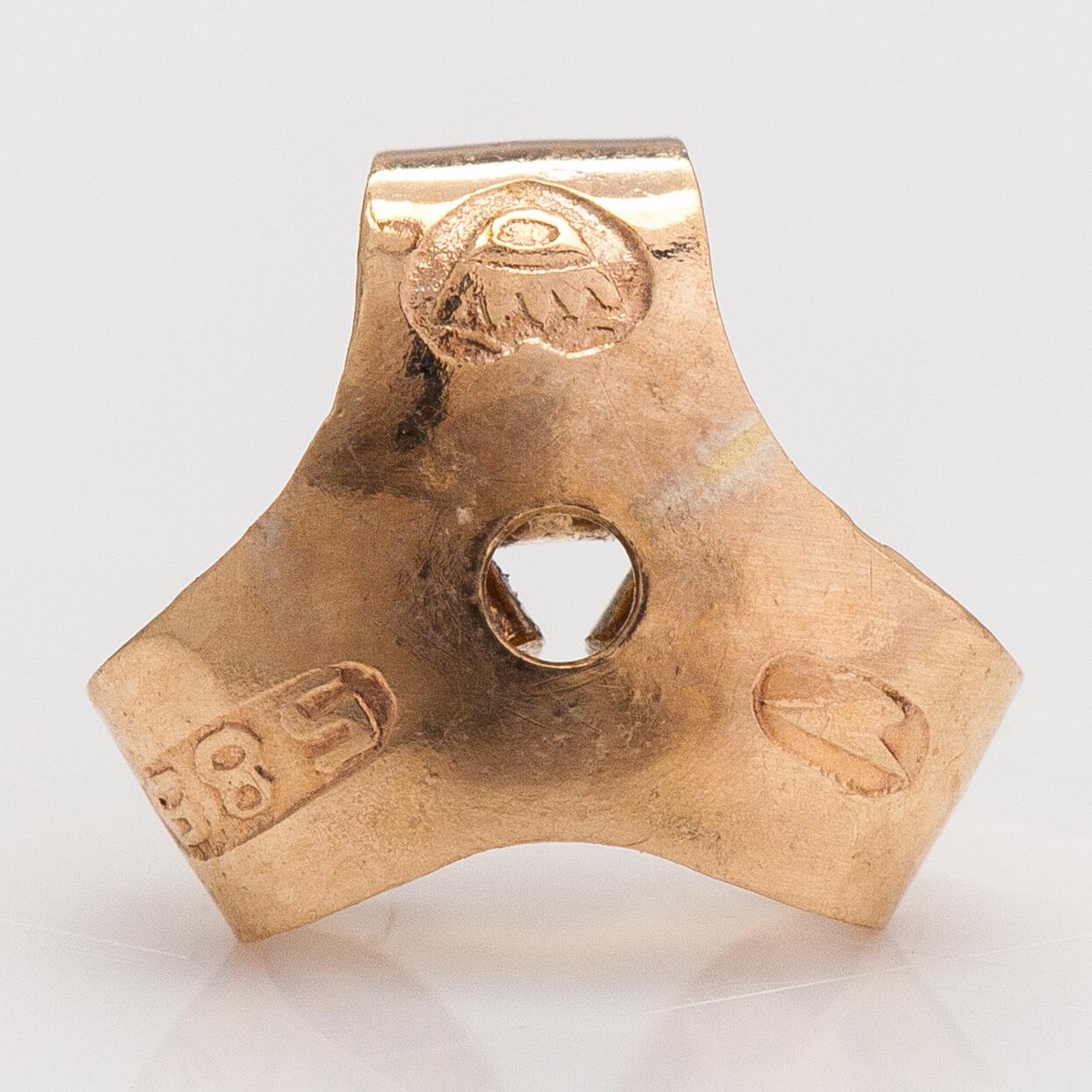 Elis Kauppi, Örhängen, 14K guld och odlade pärlor. Kupittaan kulta, Åbo.