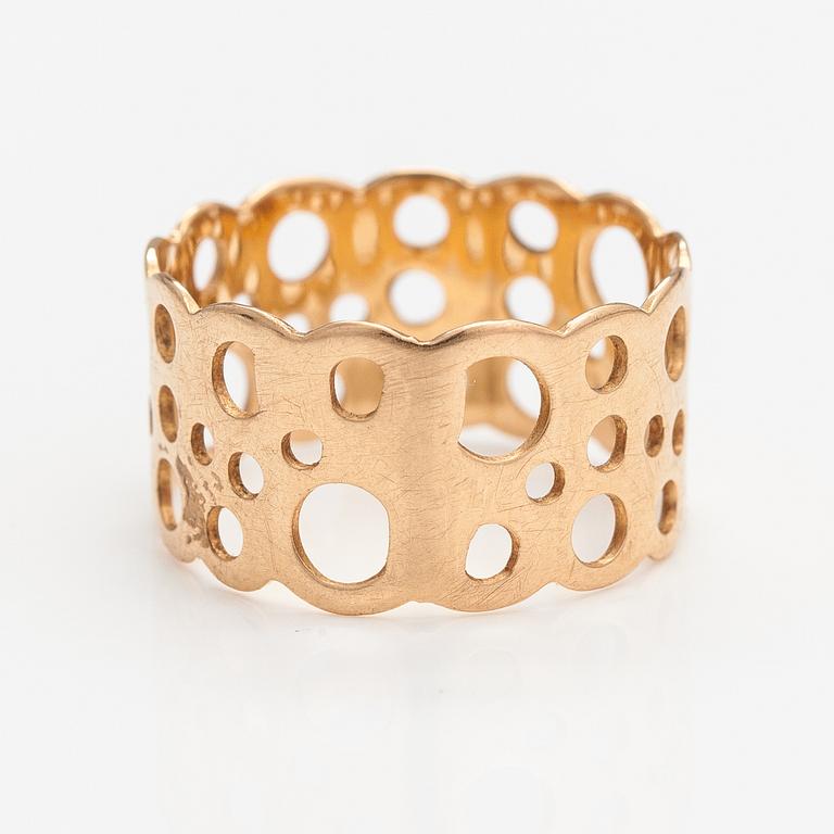 Liisa Vitali, A 14K gold ring "Pitsi". Westerback, Helsinki 1973.