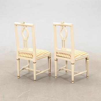 Chairs, a pair, late Gustavian Lindome works from the first half of the 19th century.