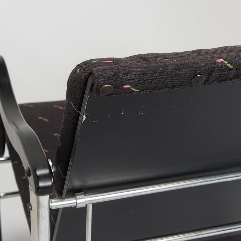 Yrjö Kukkapuro, A pair of 1980s 'Experiment' open armchairs for Avarte, Finland.