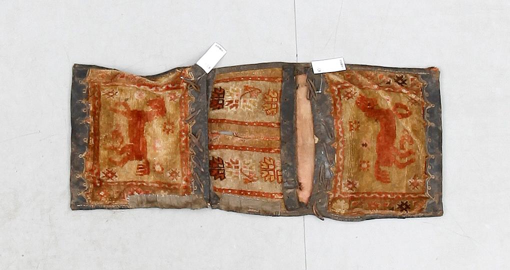 KAMELVÄSKA, orientalisk, 18/1900-tal. 110x42.