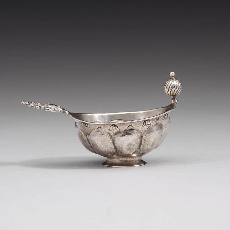 A Swedish 18th century silver cup, marks of Johan Söderdahl, Söderköping 1788.