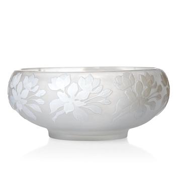 4. Karl Lindeberg, an Art Nouveau cameo glass bowl, Kosta.