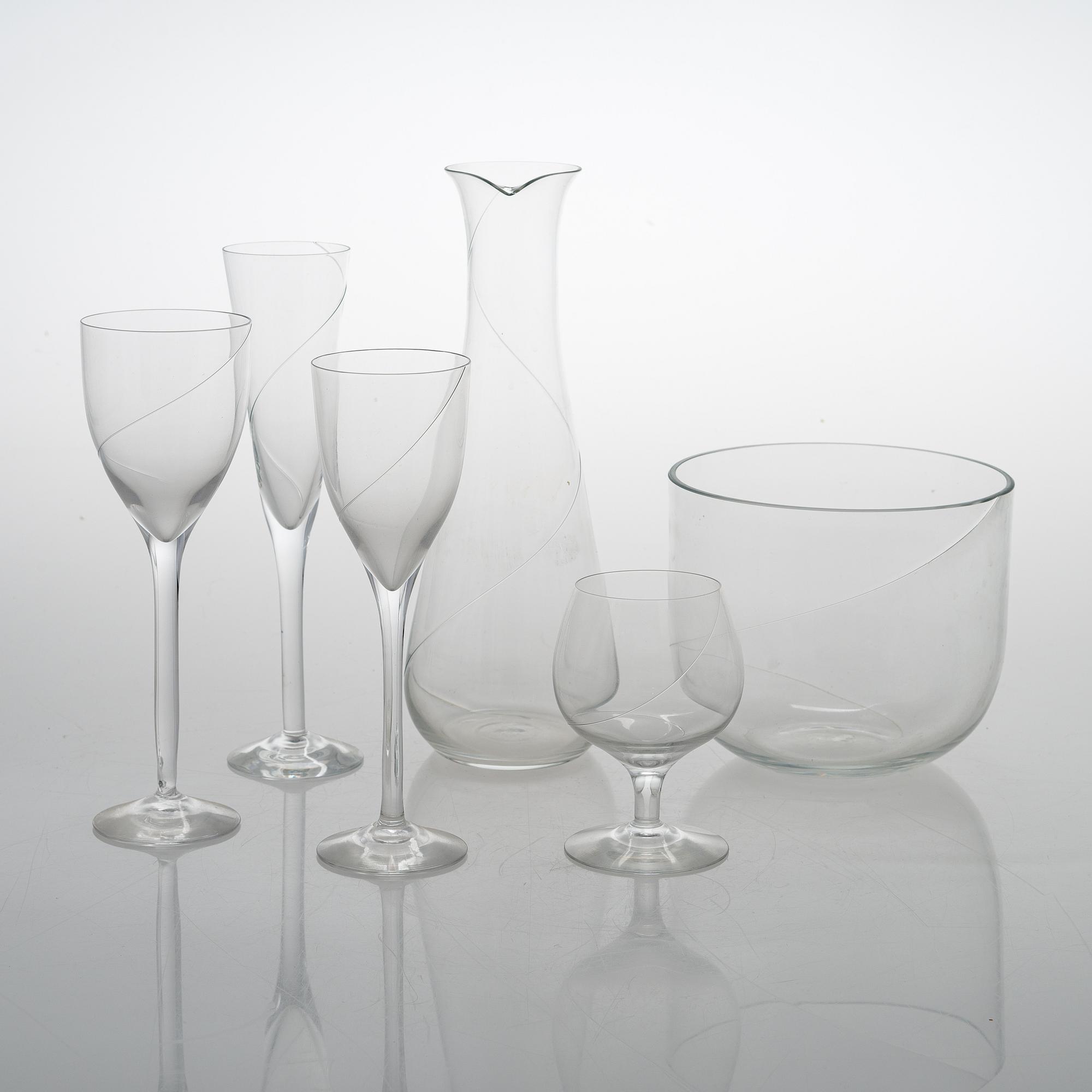 ANNA EHRNER, A 46-pieces Swedish 'Line' glass service by Kosta Boda, late 20th century.