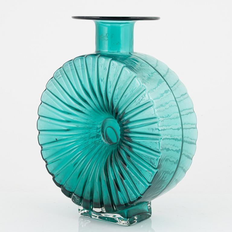 Helena Tynell, a 'Sun bottle' for Riihimäen Lasi Oy. In production 1964-1974.