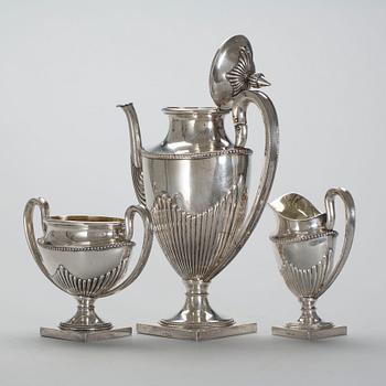 KAFFESERVIS, 3 delar, CG Hallberg, Stockholm, 1909, silver, vikt 1280 g.