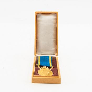 Medal "For Diligence and Integrity in the Service of the Realm" 18K gold.