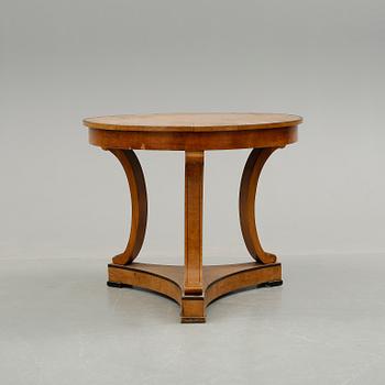 BORD, Karl Johan, 1800-talets första hälft.