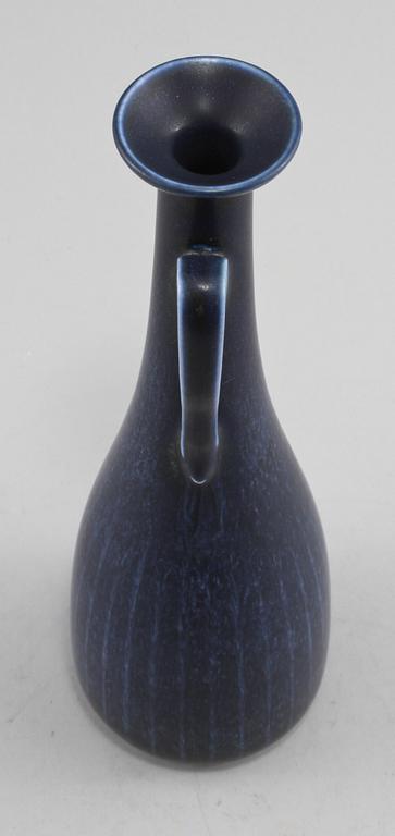 HÄNKELVAS, stengods, Gunnar Nylund, Rörstrand, 1900-talets mitt.