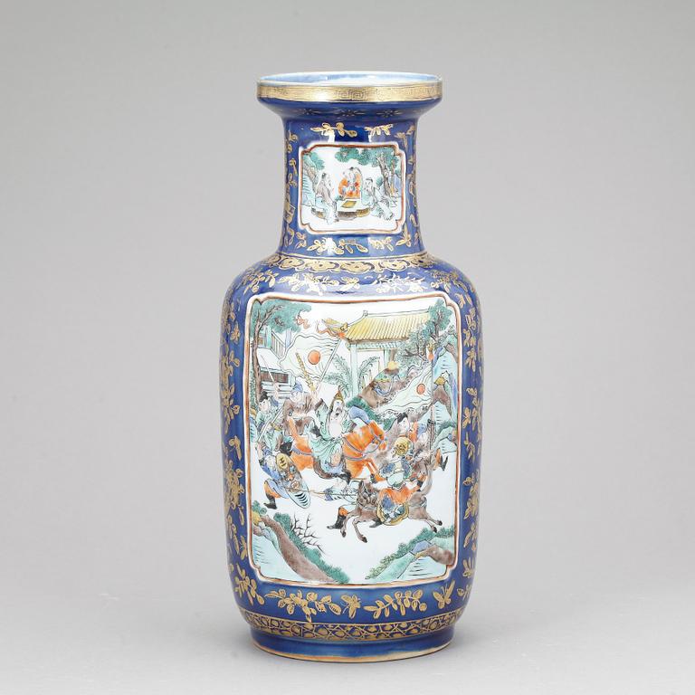 VAS, porslin, Kina, troligen 1800-talets slut.