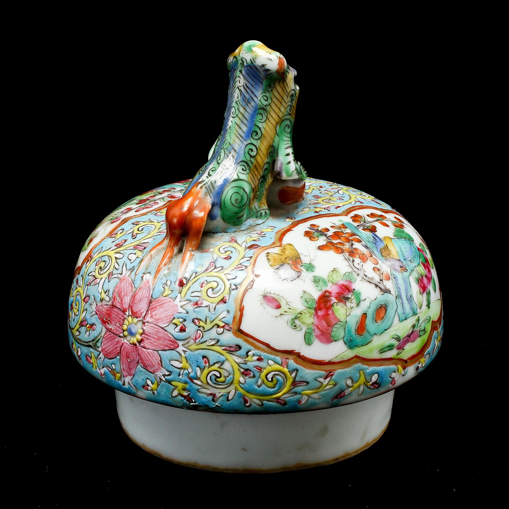 LOCKURNA, porslin, Kanton, Kina, sekelskiftet 1900.