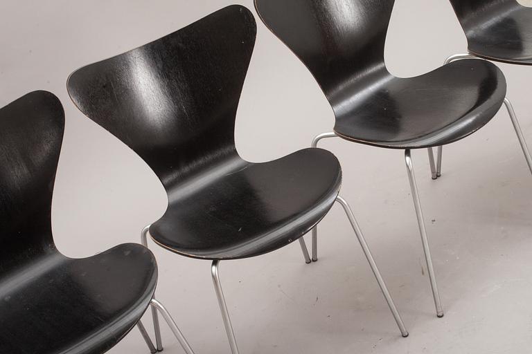 STOLAR, 4 st, "Sjuan", Arne Jacobsen, Fritz Hansen.