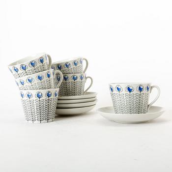 Arthur Percy, six porcelain teacups cups and five saucers, "Bukett" Gefle, Sweden.