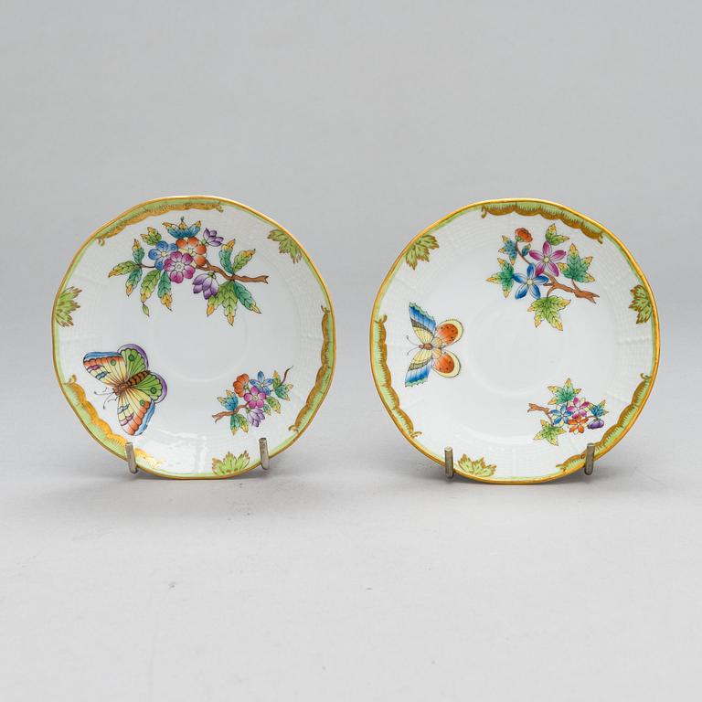 A Herend Queen Victoria VBO porcelain coffee set and two trinket boxes, totally 19 pieces, Hungary.