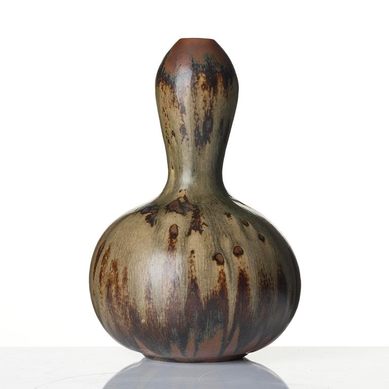 Axel Salto, a stoneware vase, Royal Copenhagen, Denmark, post 1945.