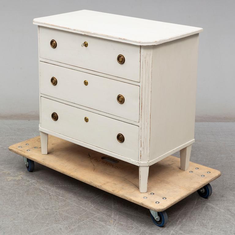a gustavian style chest of drawers from the first half of the 20th century.