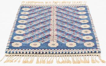 Marianne Richter, matta, "Blå trädet", flossa, ca 117,5 x 85 cm, signerad AB MMF MR.