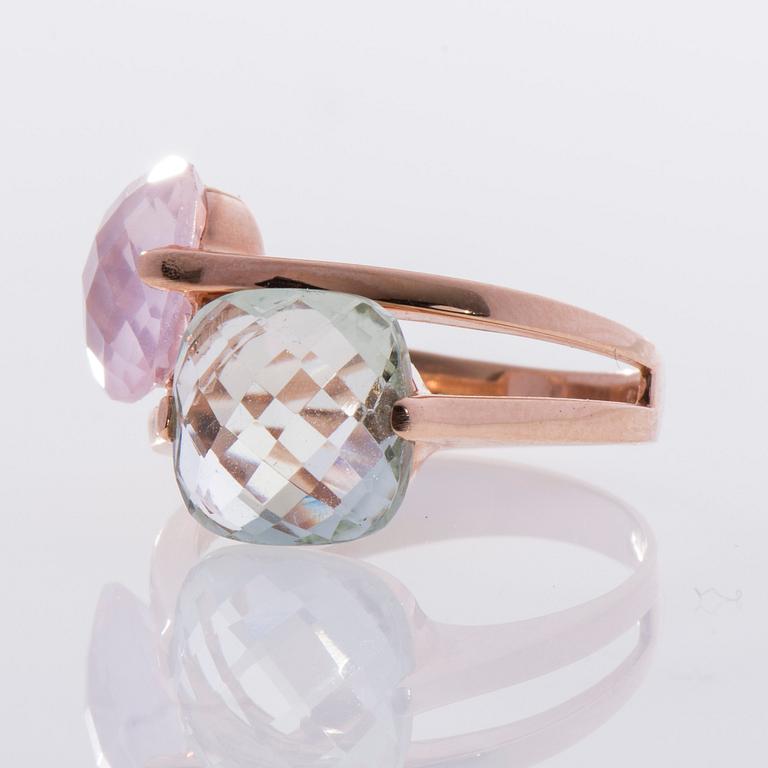 RING, 18K guld, cushion cut rosenkvarts och prasiolit, italienska stämplar. Vikt 5,4 g.