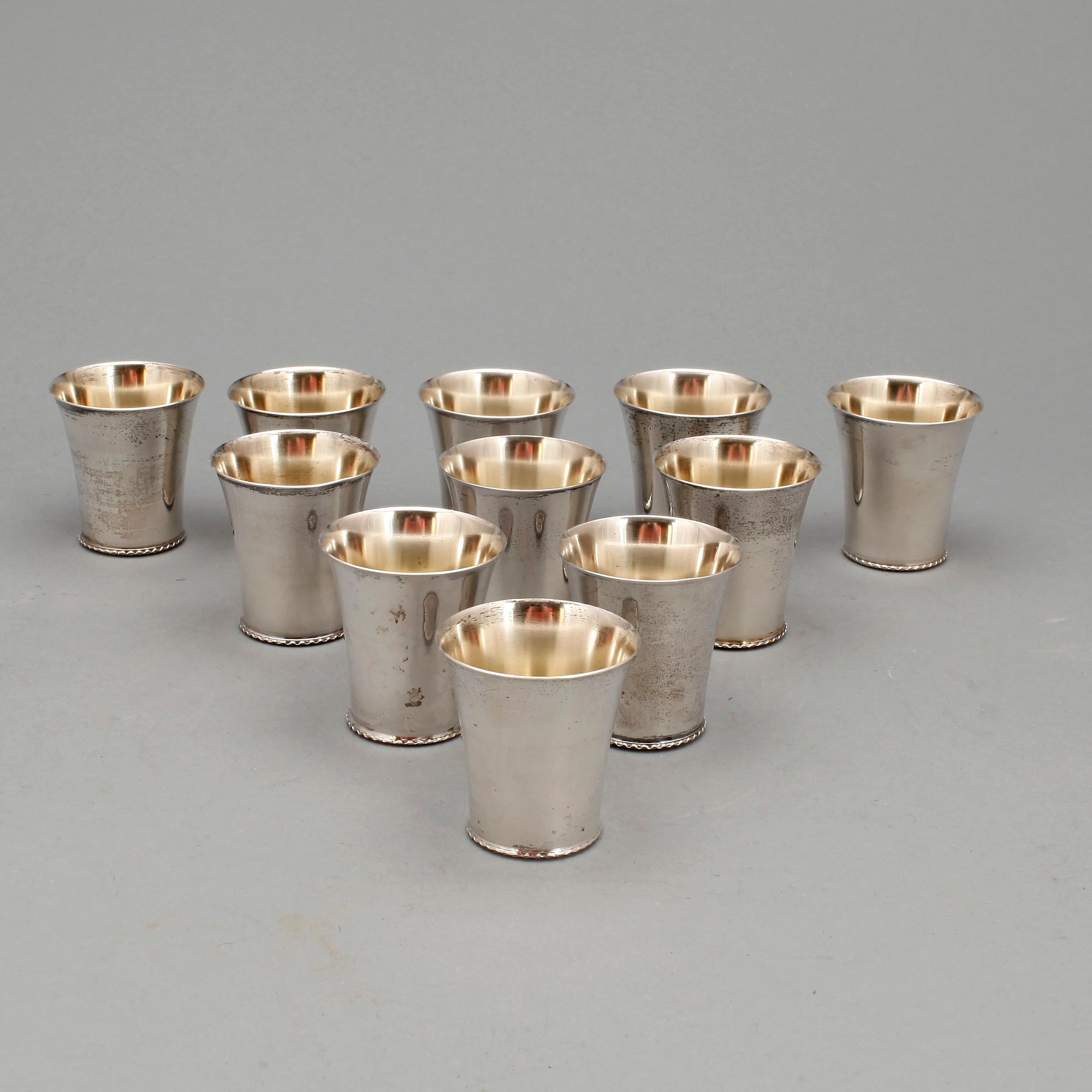 BÄGARE, 11+1, silver, Öijving Juvelerare, Gävle/Stockholm, 1948. Vikt ca 278g.