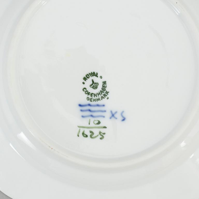 A Royal Copenhagen 'Blå Blomst' part coffee service, Denmark (40 pieces).