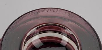VAS, 2 st, glas, signeerattu Tapio Wirkkala, Iittala 3581. 1900-talets senare hälft.