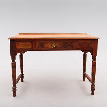 SKRIVBORD, England, 1900-talets andra hälft.